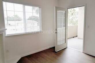 1437 Lomita Blvd, Unit #325 in Harbor City, CA - Building Photo - Building Photo