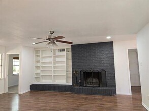 5604 Morley Ave in Fort Worth, TX - Building Photo - Building Photo