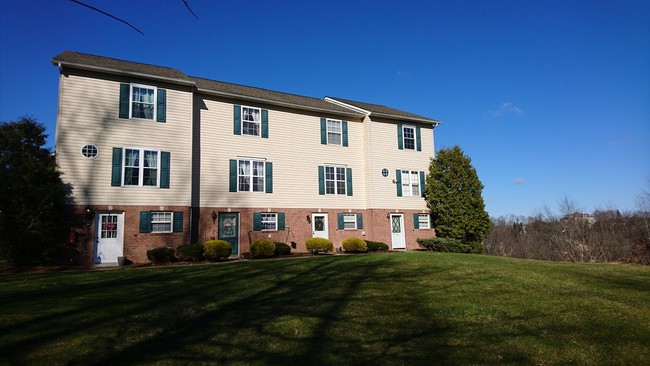 518 bush way in Greensburg, PA - Building Photo - Building Photo