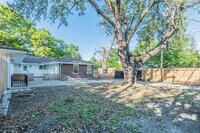 6003 De Moss Dr photo'