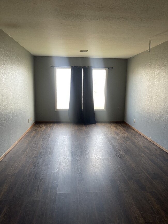 2217 E Eucalyptus Ave in Enid, OK - Building Photo - Building Photo