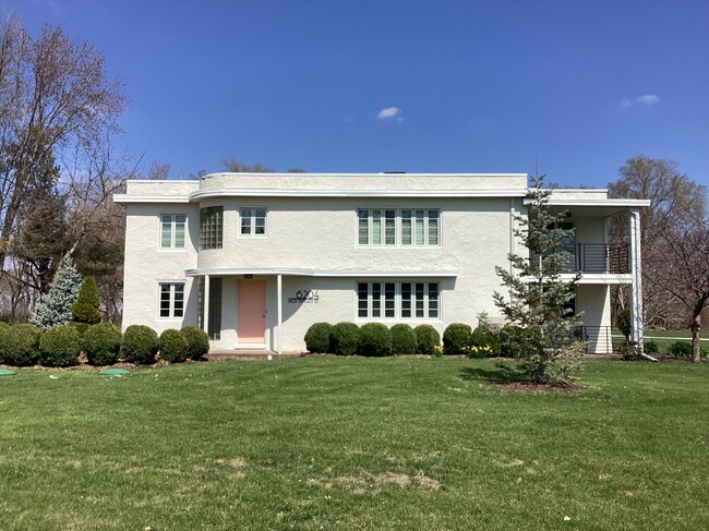 6204 W Kimberly Rd, Unit 6204 B in Davenport, IA - Foto de edificio - Building Photo