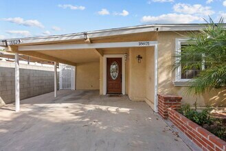18621 Bryant St in Los Angeles, CA - Building Photo - Building Photo