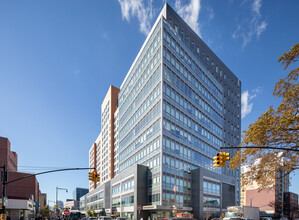 Flushing Commons Residences in Flushing, NY - Building Photo - Building Photo