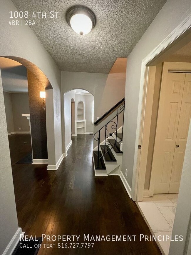 1008 S 4 St in Platte City, MO - Building Photo - Building Photo