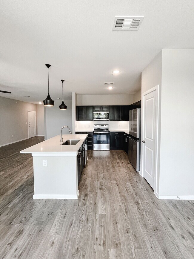 property at 305 W Fm 1187