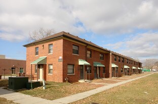 1237 E Market Aly in Columbus, OH - Building Photo