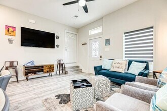2827 Avenue Q-Unit -A in Galveston, TX - Building Photo - Building Photo
