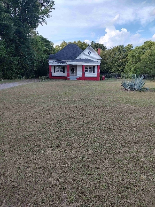 property at 8155 Columbus Rd