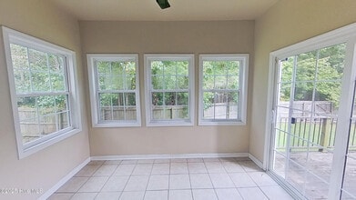 601 Fosse Way in Jacksonville, NC - Building Photo - Building Photo