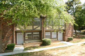 Ramsgate Apartments in Chamblee, GA - Foto de edificio - Building Photo