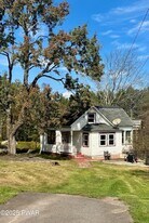 775 Purdytown Turnpike in Lakeville, PA - Building Photo