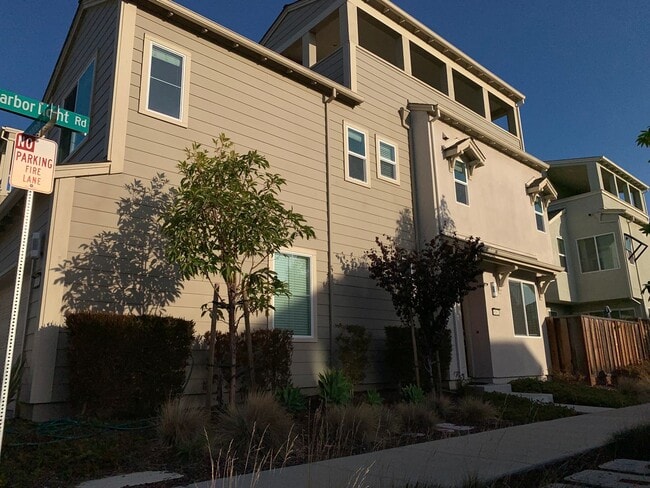 8562 Schooner Way in Newark, CA - Foto de edificio - Building Photo