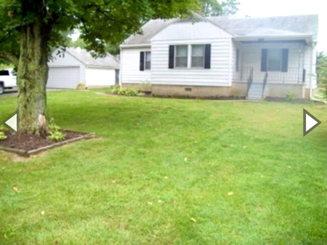 property at 1604 E Matlock Rd