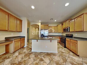 7814 S 74th Ave in Phoenix, AZ - Building Photo - Building Photo