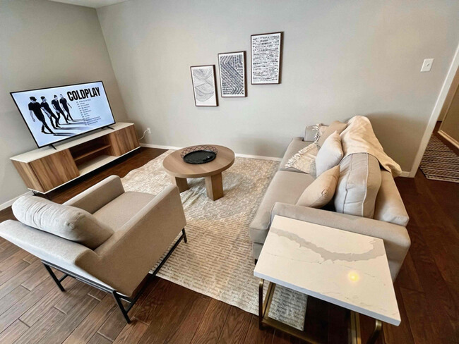 property at 1135 Murrayhill Dr