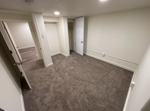 1301 S 5th St, Unit B in Laramie, WY - Foto de edificio - Building Photo