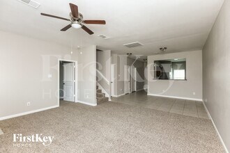 6324 Trinity Creek Dr in Fort Worth, TX - Foto de edificio - Building Photo