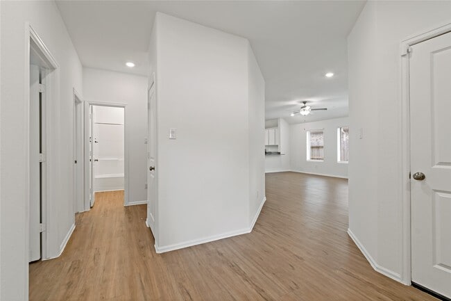 4822 Penton Mdw Ln in Rosharon, TX - Building Photo - Building Photo