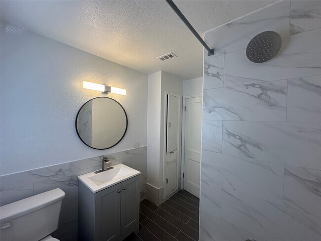 3444 Blodgett St in Houston, TX - Building Photo - Building Photo