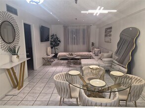 201 180th Dr in Sunny Isles Beach, FL - Building Photo - Building Photo