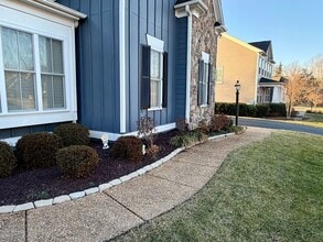 6883 Birmingham Dr in Crozet, VA - Building Photo - Building Photo