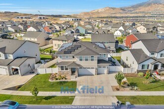 256 Thistle Dr in Saratoga Springs, UT - Building Photo - Building Photo