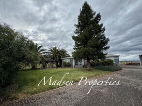 15451 Cana Pine Creek Rd in Chico, CA - Building Photo - Building Photo