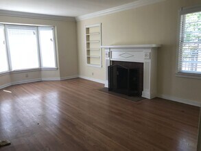 COMING SOON! Beautiful 4 Bedroom 2.5 Bathr in Los Angeles, CA - Building Photo - Building Photo