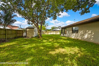 3296 Dolin Ave in Spring Hill, FL - Building Photo - Building Photo