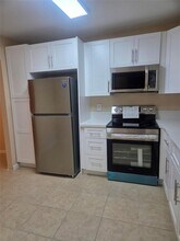 3351 NW 85th Ave, Unit 114 in Coral Springs, FL - Foto de edificio - Building Photo