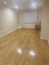 207-24 28th Ave in Queens, NY - Building Photo - Building Photo