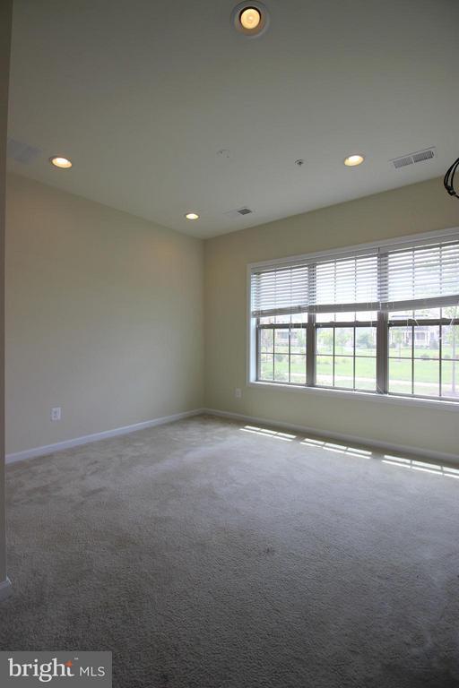 43127 Kendrick Square in Ashburn, VA - Building Photo - Building Photo