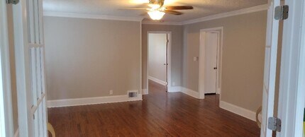 7131 W State Hwy 22 in Crestwood, KY - Building Photo - Building Photo