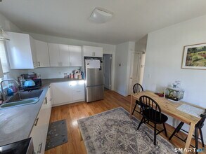 204 Ross Rd in Middlefield, CT - Building Photo - Building Photo