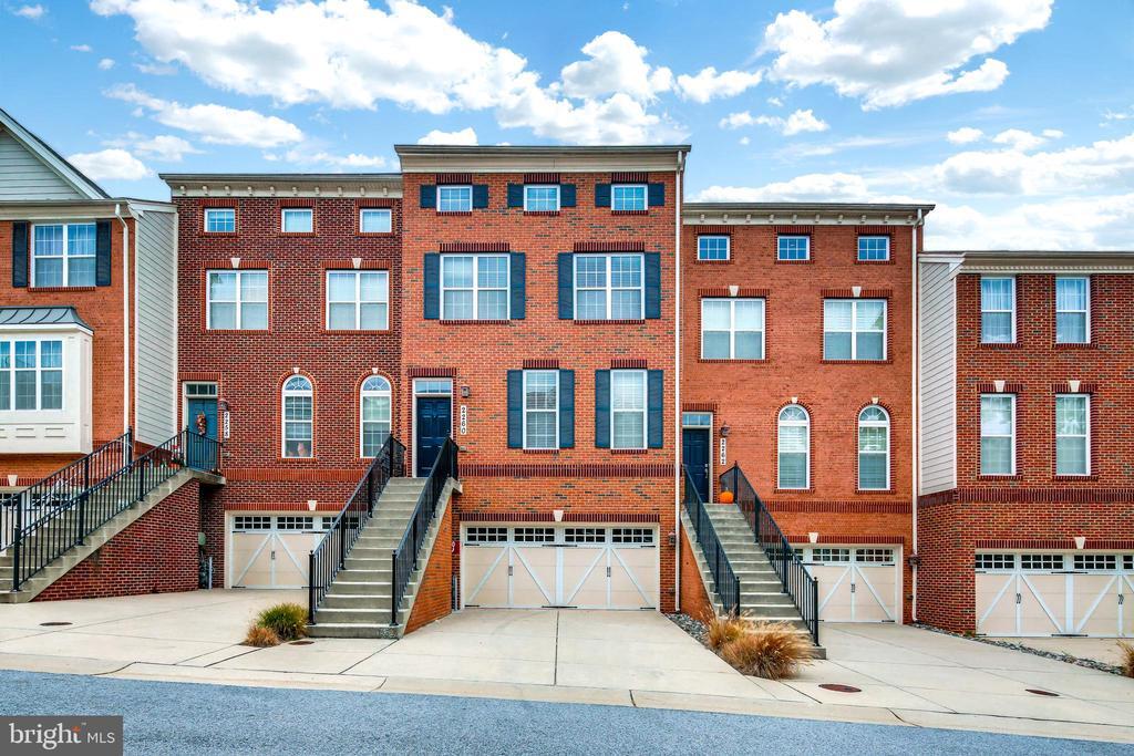 2260 Brimstone Pl in Severn, MD - Building Photo