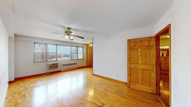 448 Neptune Ave in Brooklyn, NY - Building Photo - Building Photo