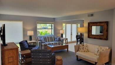 2525 Ocean Front in Del Mar, CA - Foto de edificio - Building Photo