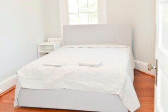 201 Kentucky Ave SE, Unit #2 in Washington, DC - Foto de edificio - Building Photo