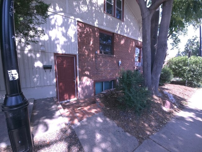 943 Broadway in Boulder, CO - Building Photo - Building Photo