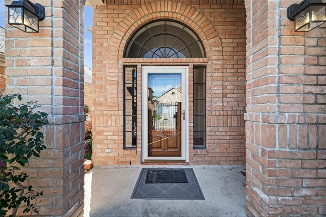 property at 8023 Oakwood Hollow St