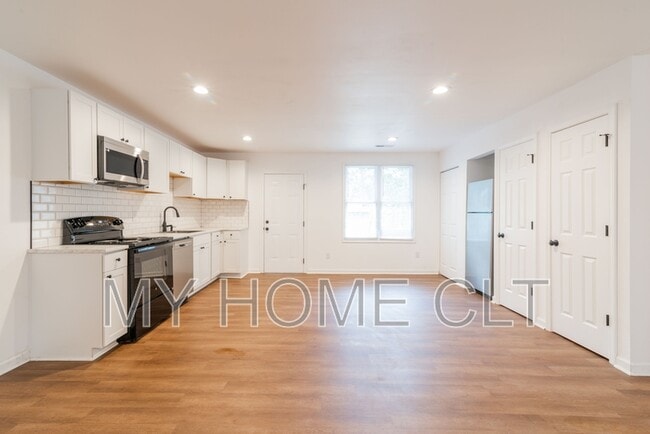 215 Johndy Ave in Kannapolis, NC - Building Photo - Building Photo