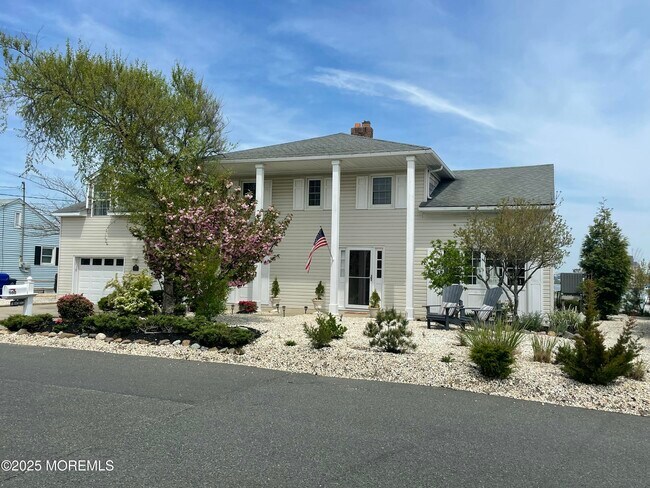 300 Bay Ln in Mantoloking, NJ - Building Photo - Building Photo