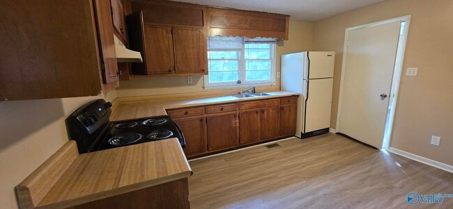 2108 Hill St NW in Huntsville, AL - Building Photo - Building Photo