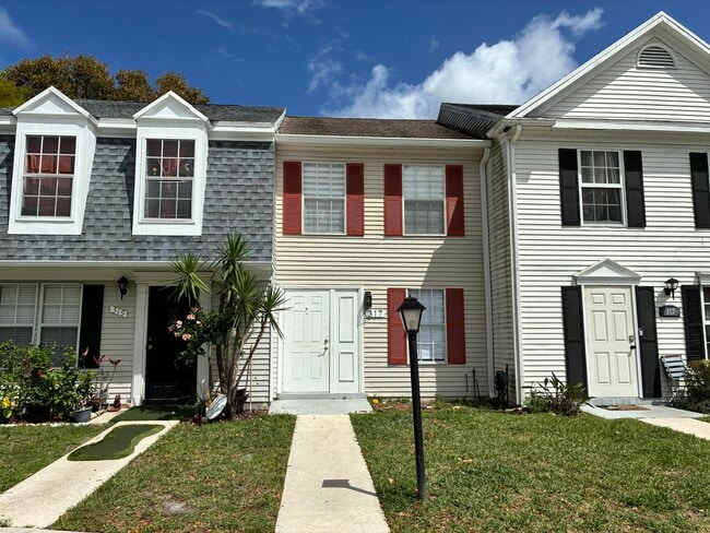 317 Georgian Park Dr