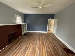 349 E Church St, Unit 349 in Adrian, MI - Building Photo - Building Photo