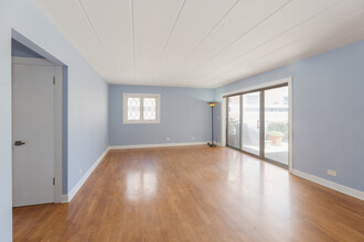 1633 River St in Des Plaines, IL - Building Photo - Building Photo