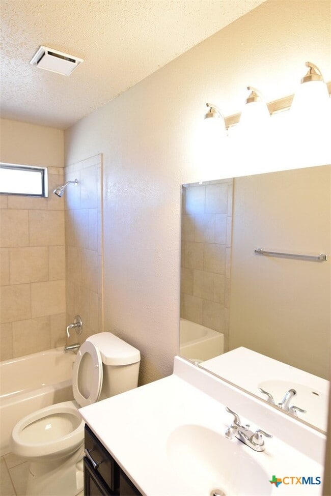 property at 4807 Teal Dr