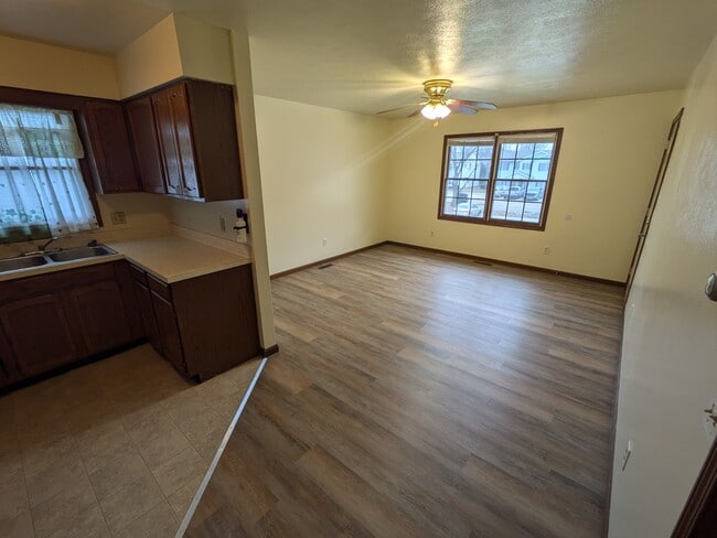 1833 Manor Haus Ct, Unit 1