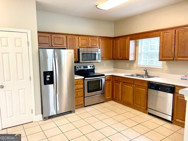 237 Odyssey Turn NW in Conyers, GA - Building Photo - Building Photo